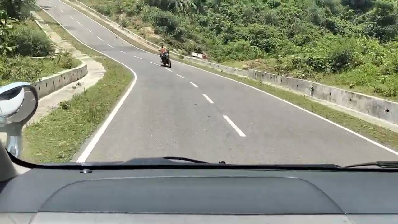 পাহাড়ের বাঁকে বাঁকে রোমাঞ্চ! রামগড় সীমান্ত সড়কের আদ্যোপান্ত #video 