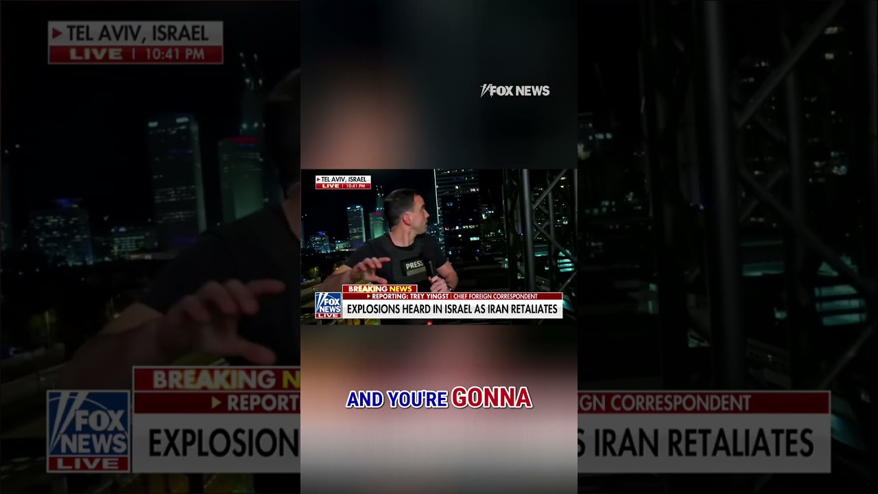 &lsquo;We gotta move&rsquo;: Iran launches massive missile barrage at Tel Aviv #shorts #news #foxnews #us