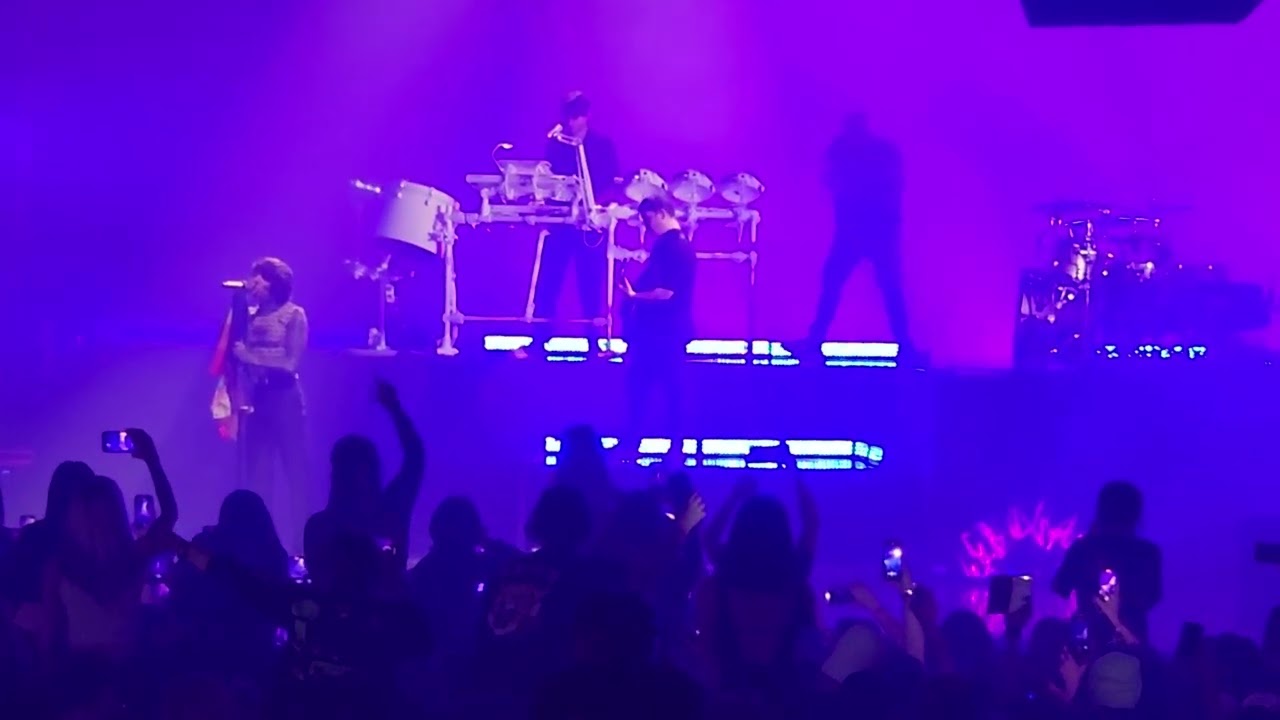 Bring Me The Horizon / Follow You live @ Toyota Music Factory 10/18/22