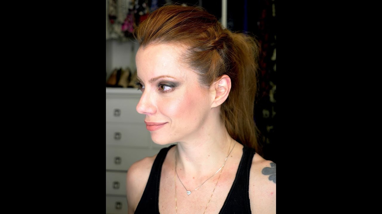 Julia Petit Passo a Passo Preto e Dourado - cabelo