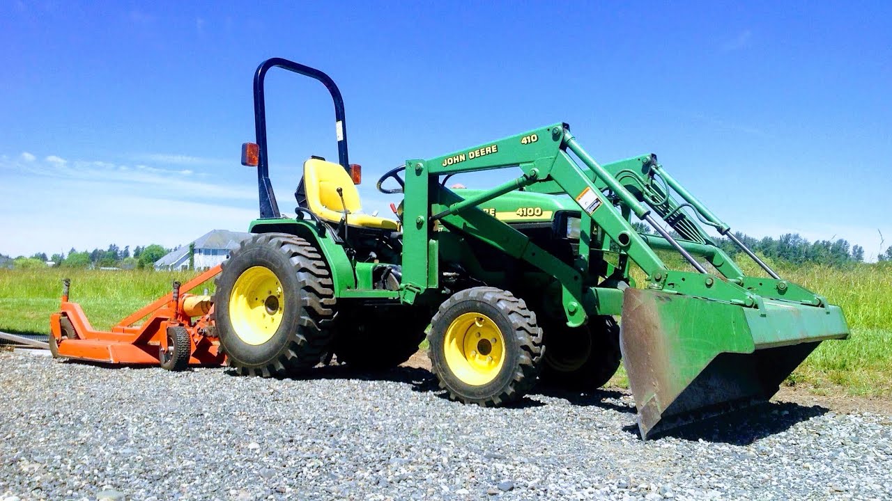 John Deere 4100 | Overview | Controls & Features