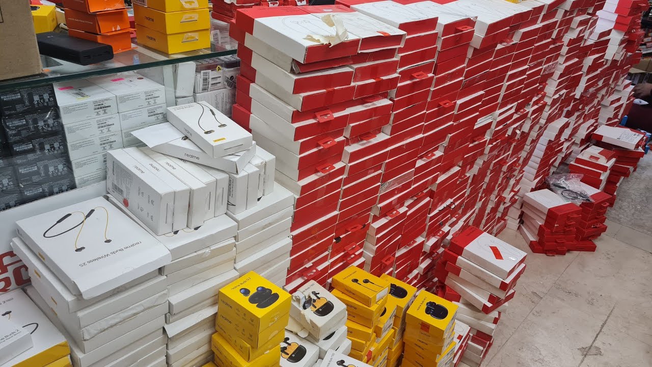 ONEPLUS AND REALME KA DHAMKEDAR STOCK #cellway #realme #oneplus #openbox #warehouse #karolbagh