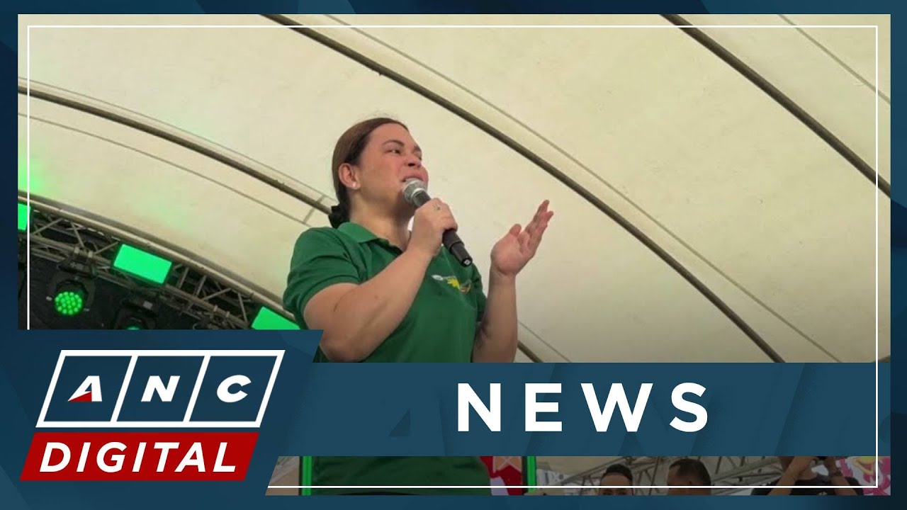 Вице-президент Дутерте присоединился к ежегодной семейной церемонии вручения рождественских подар...