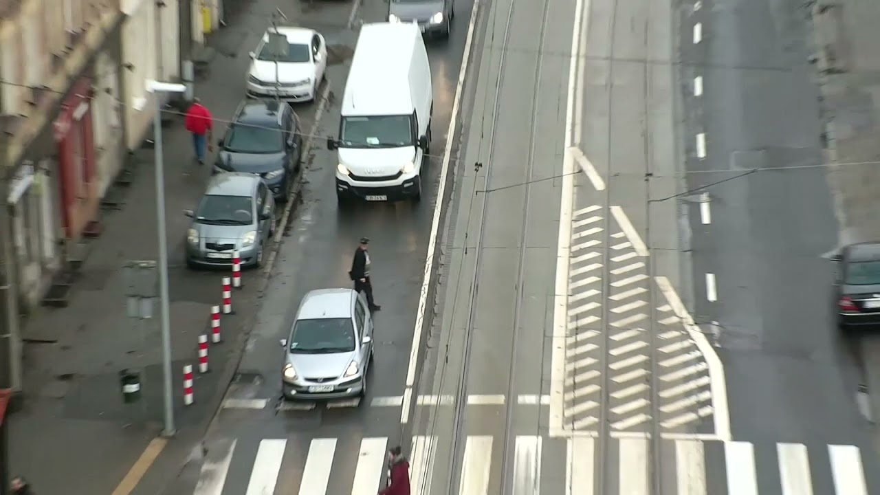 Zachowanie kierowców w oku kamery policyjnego drona- KMP Bydgoszcz