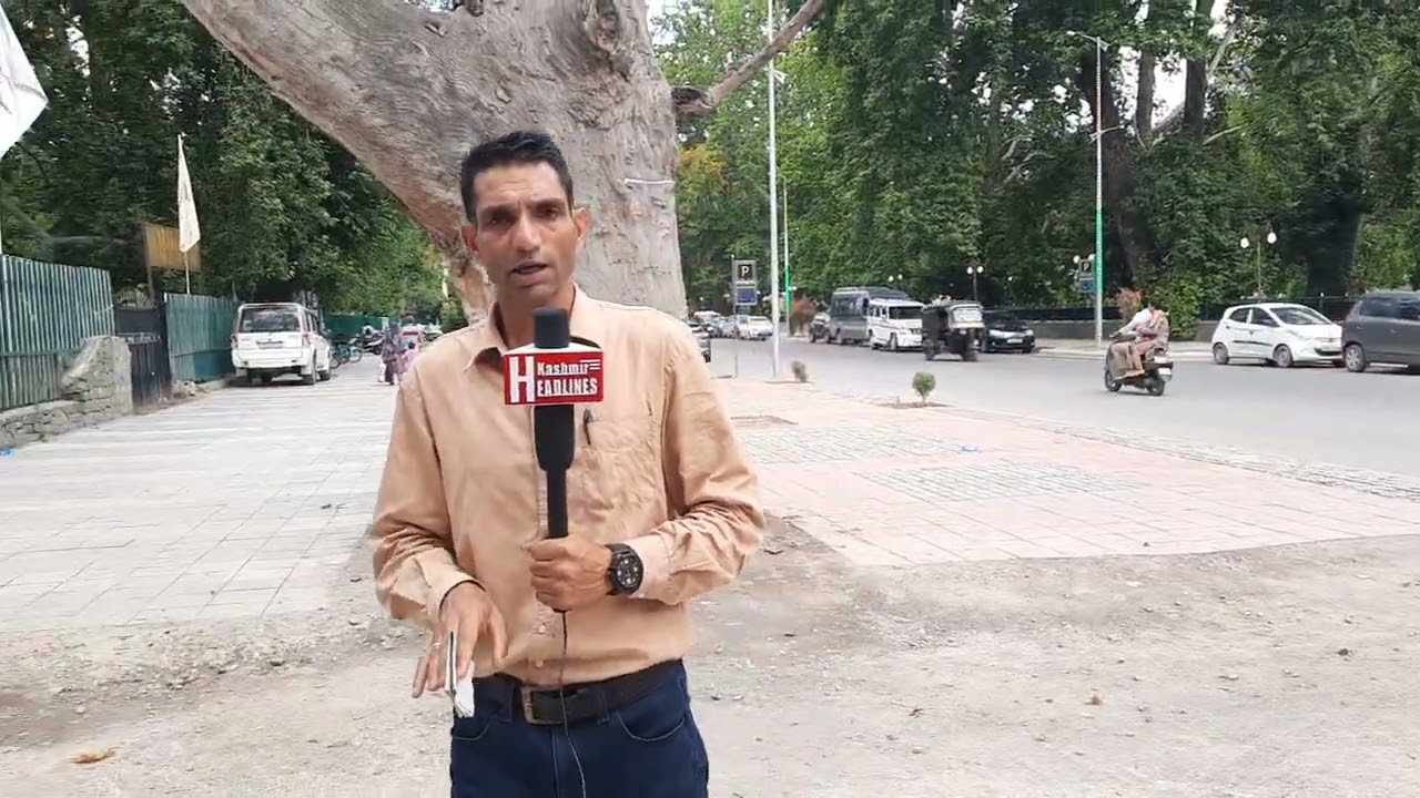 KASHMIRHeadlines, ArshidMir) &K   Govt. terminated PRO   of  KU  Faheem  & other 2