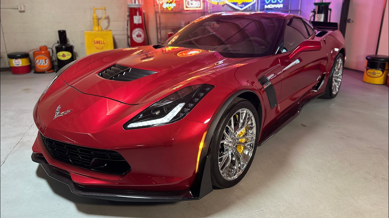 2015 Chevrolet Corvette Z06 - Walk Around