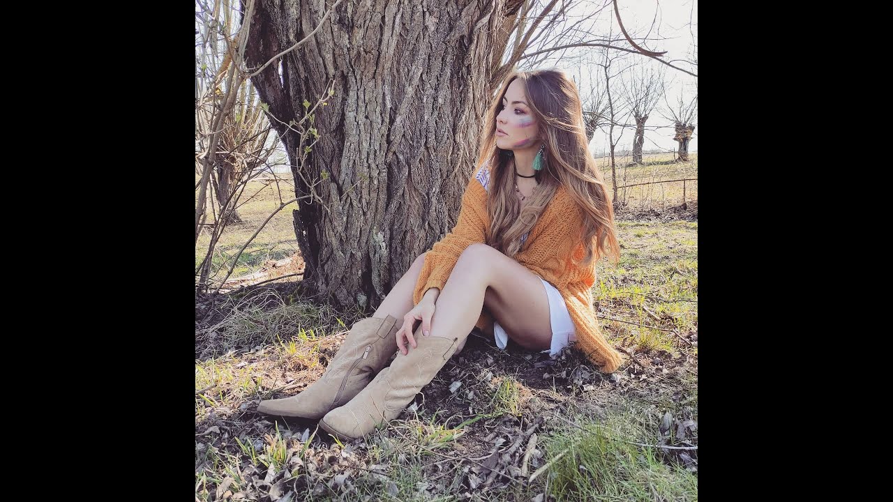 Kolorowy wiatr ( Pocahontas) - cover Aleksandra Paczkowska