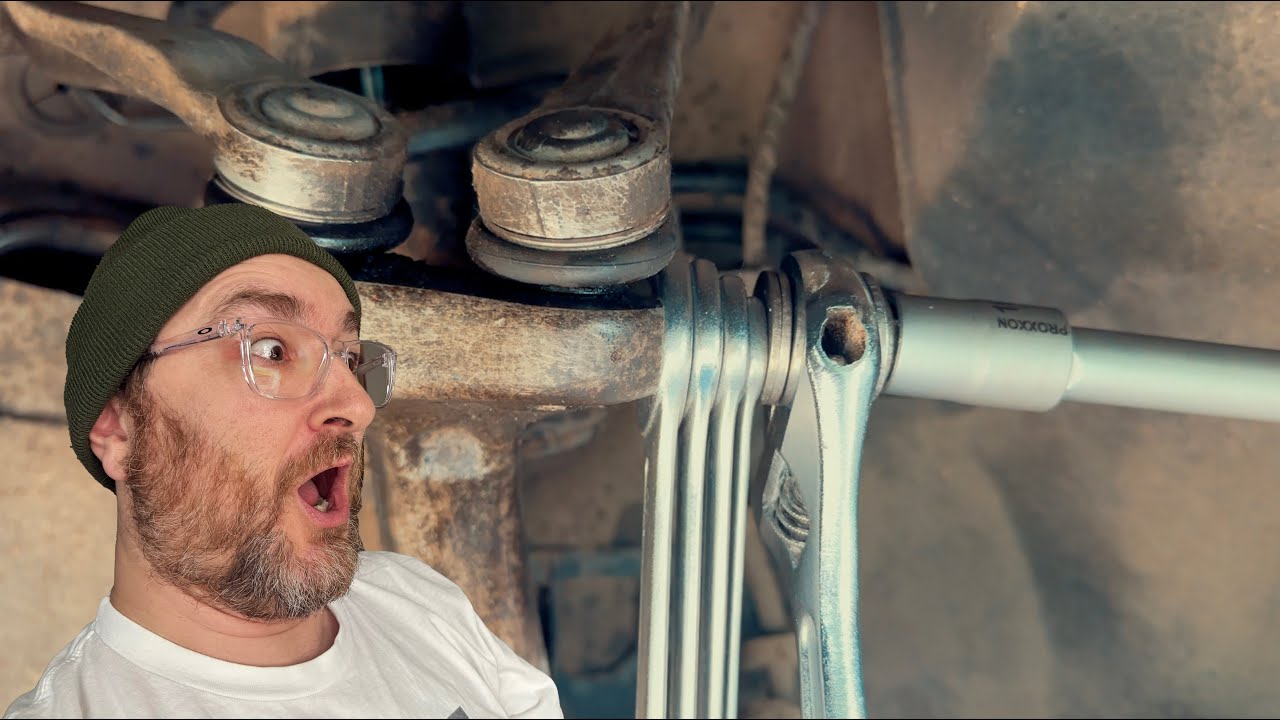 Die Arschlochschraube : eine Möglichkeit um sie zu entfernen. Alochschraube VAG VW Audi B8 A4