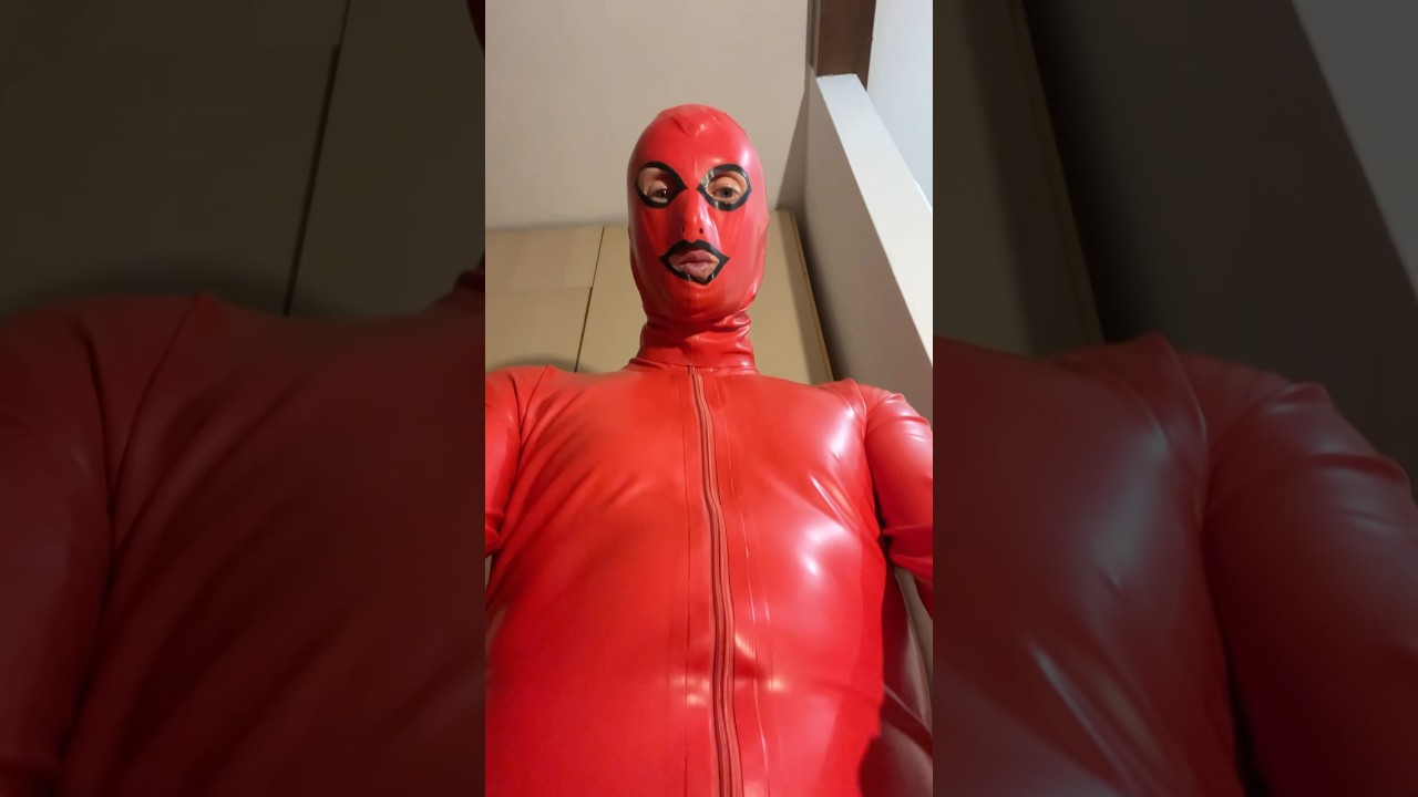 Total red rubber night #latexcatsuit #latexlover #latexfashion #latex #rubberman