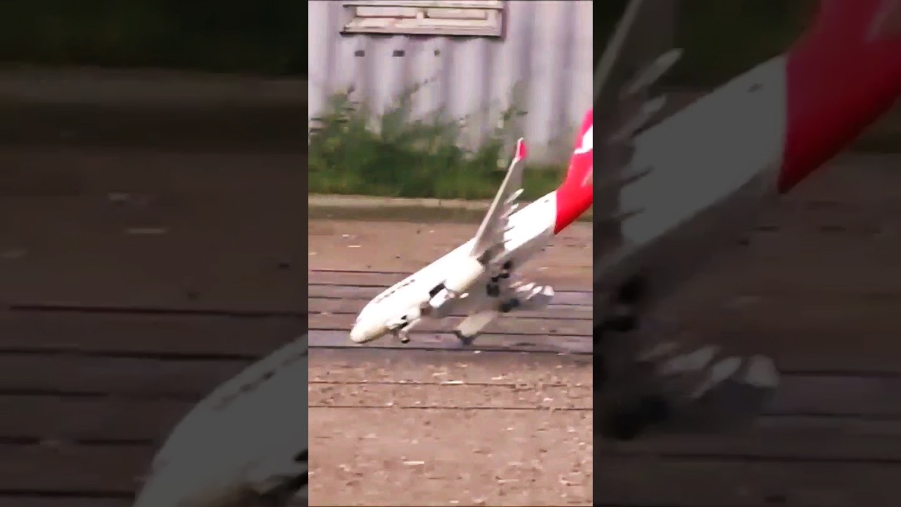 Airbus A320 RC Jet Crash Landing #rcairplane #rcplane #rcplanecrash #qantas #airbus #airbusa320 #rc