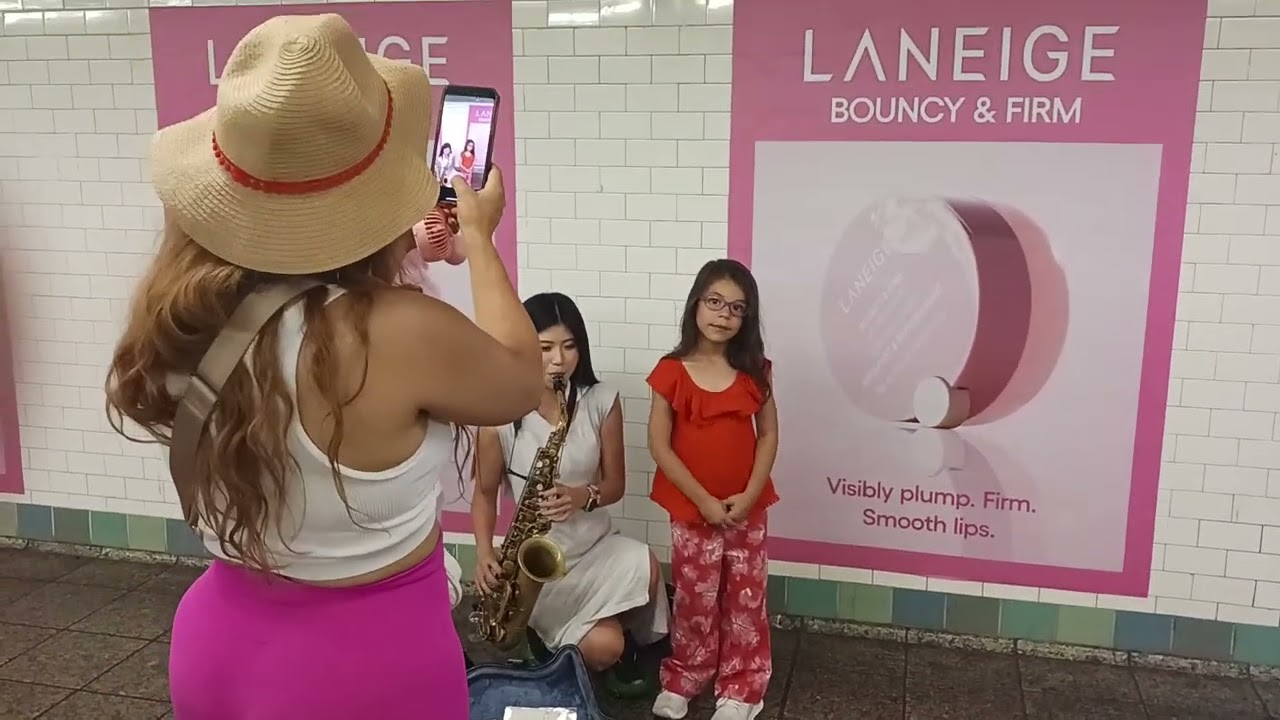 NYC Female  Sax Player & Cute Little Hype Girl