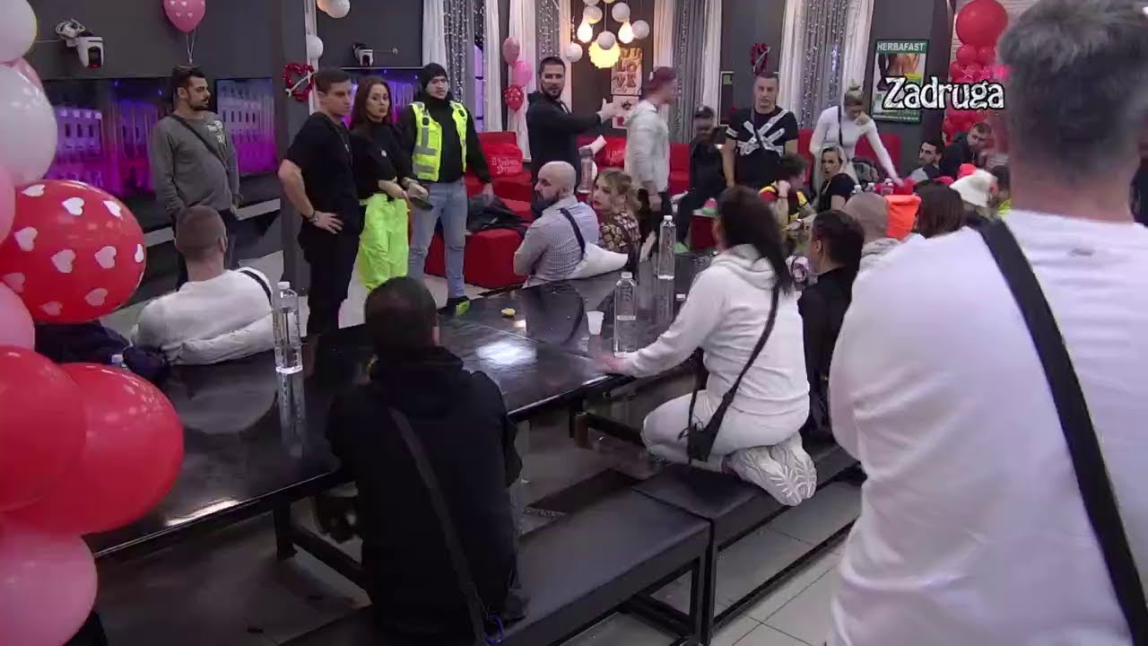 Zadruga 3 - KARAMBOL: Miljana se poliva sa Miljkovićem, obezbeđenje reagovalo- 14.02.2020.