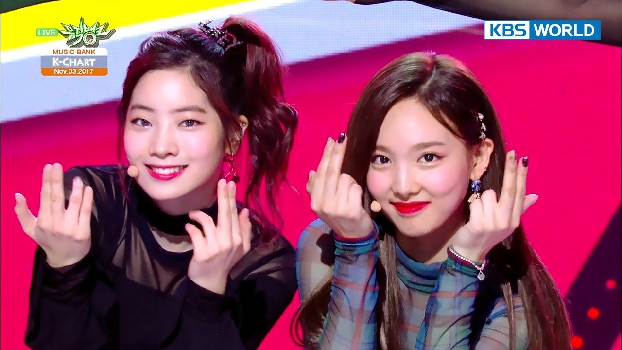 [Music Bank K-Chart] 1st Week of November - TWICE, The UNI+ (2017.11.03)
