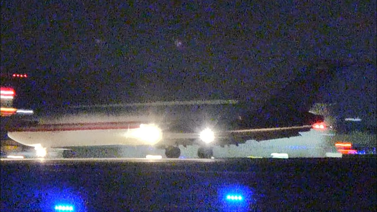 Kalitta Charters II B727-2M7(F) [N726CK] Landing at Willow Run Airport