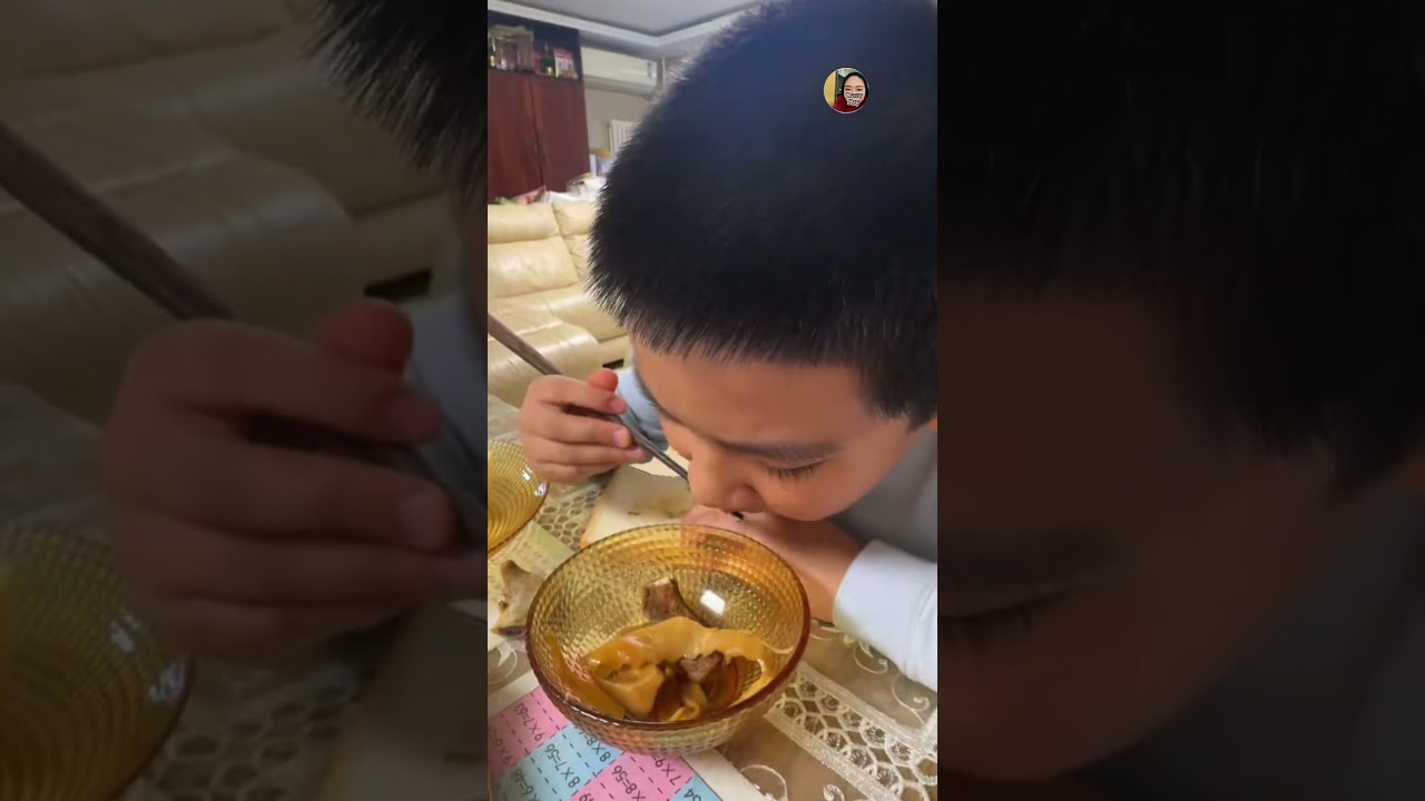 排骨炖笋片，太香了Pork ribs stewed with bamboo shoots, so delicious!