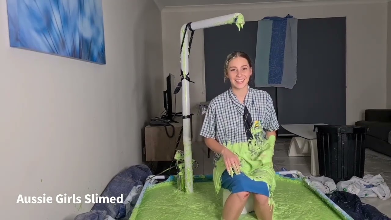 Schoolgirl gets Nickelodeon green slimed gunged in a gungetank