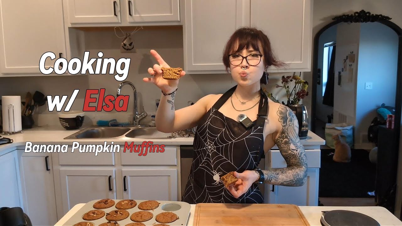 Cooking With Elsa: Banana Pumpkin Muffins