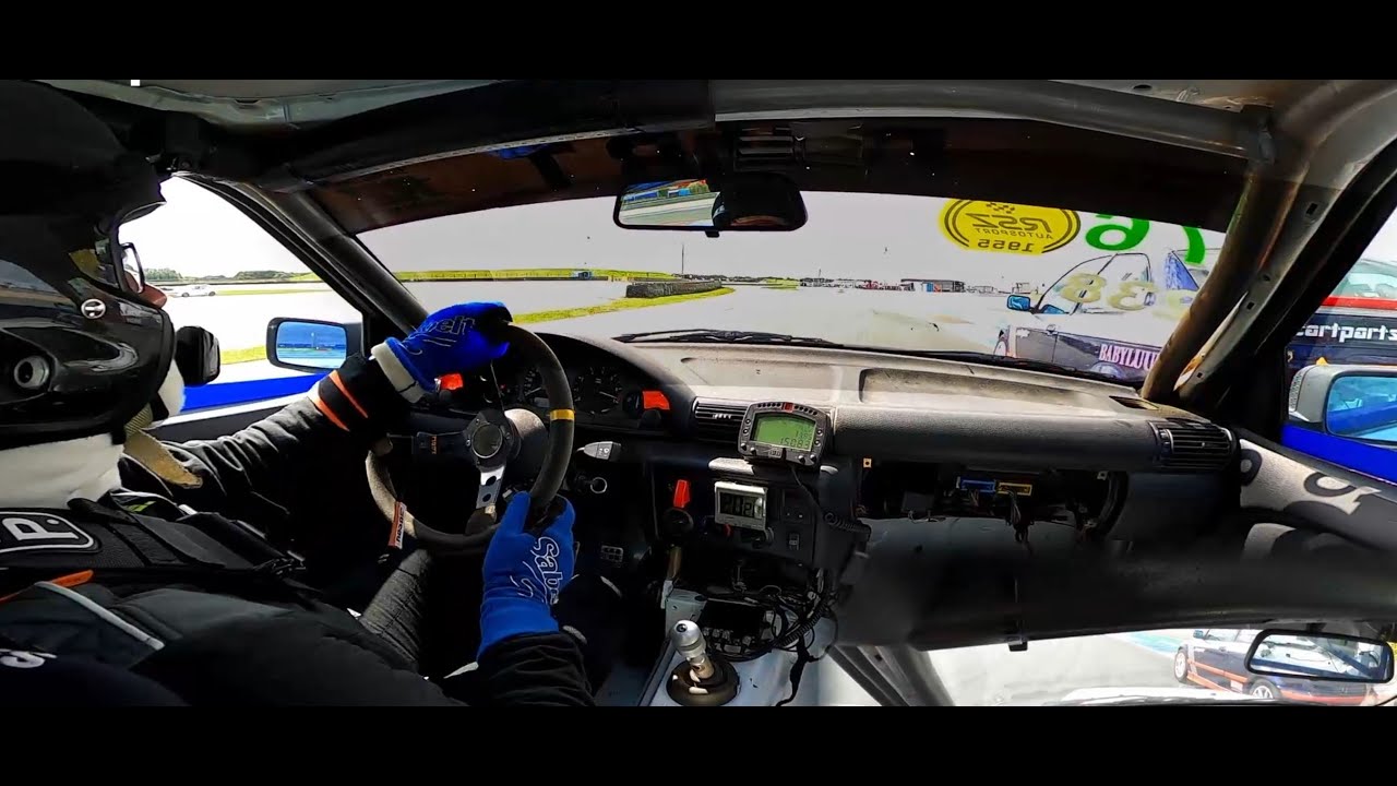 DNRT TT Assen 09-08-2023 race 1 BMW 318ti compact cup
