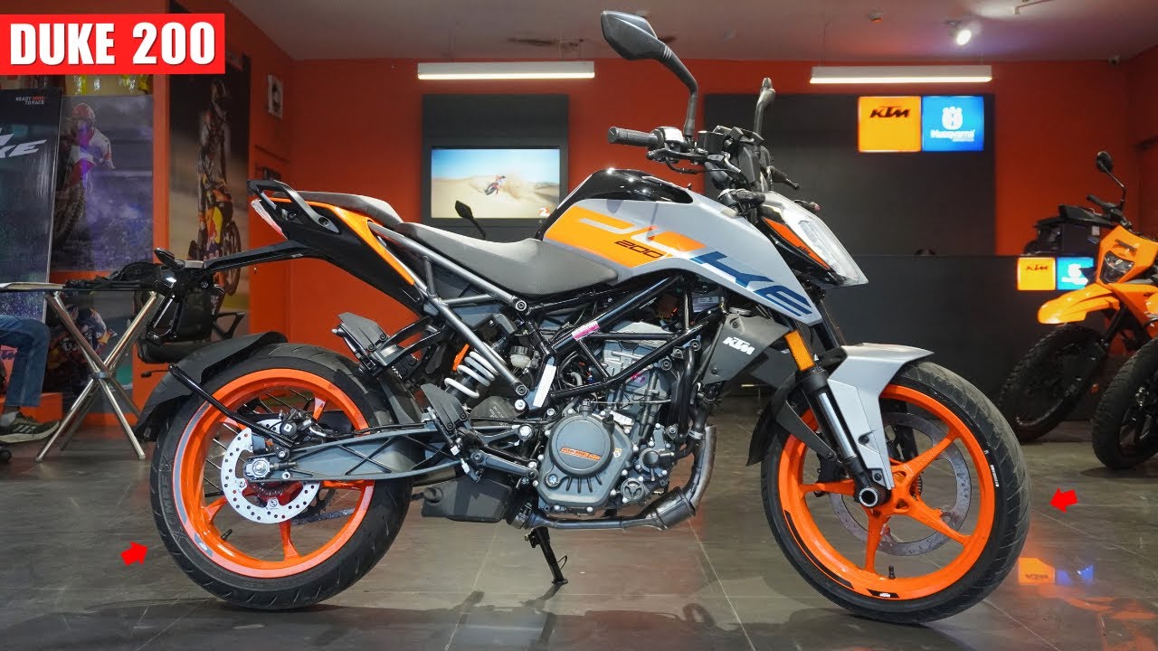2026 KTM DUKE 200 Review - 8 New Updates | On Road Price & All Colors