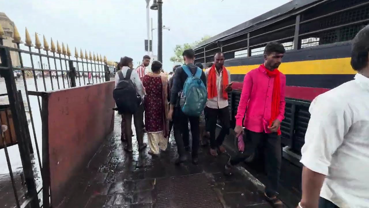 Walking from Oberoi Hotel to Colaba | Taj Hotel & Gateway of India Vibes 🇮🇳✨#Mumbai #Colaba