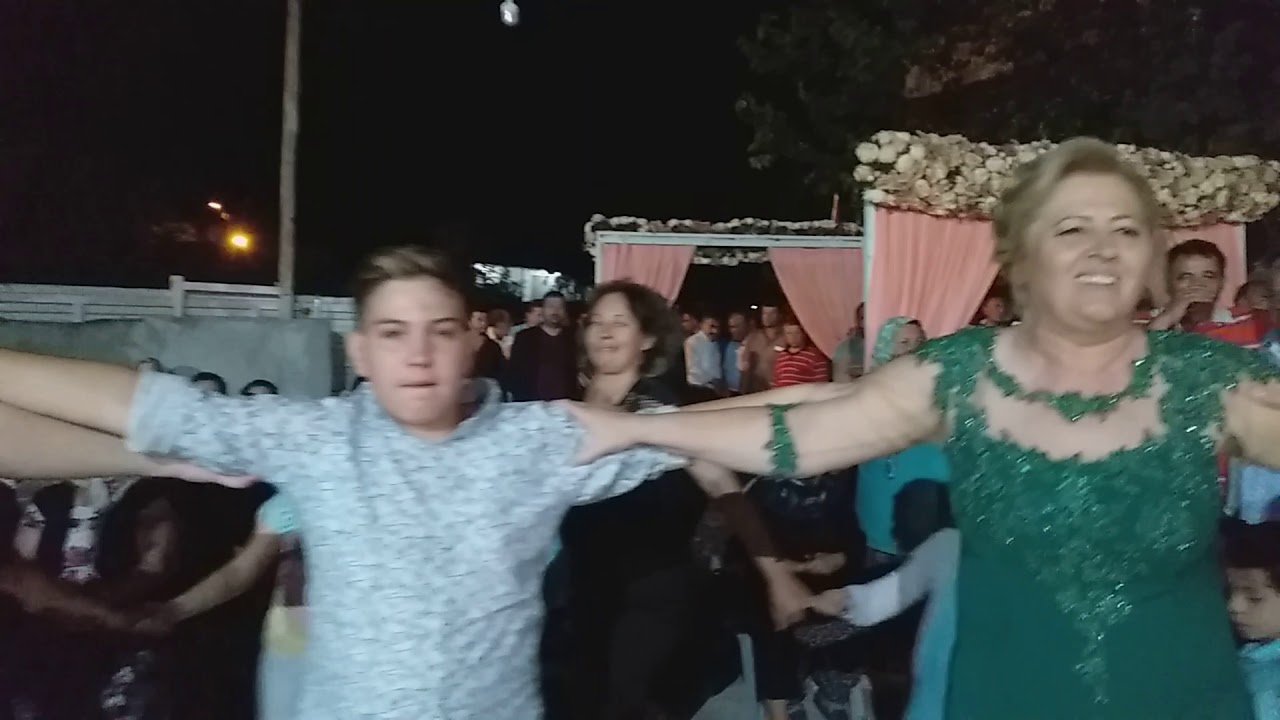 TRAKYA KIRKLARELİ KARINCAK KÖYÜ GENÇLİK  GAYDA