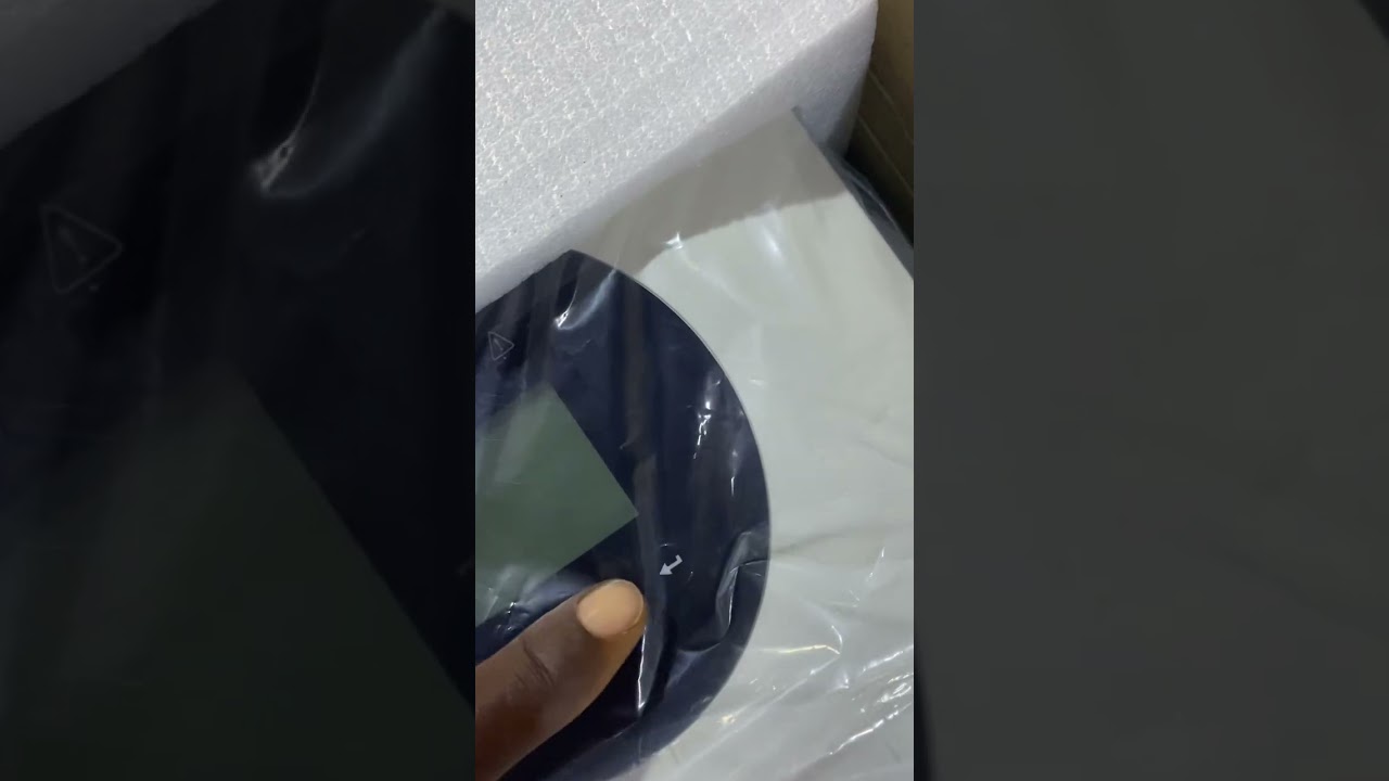 The New model felicity mppt charge controller that has 4 buttons does not charge when progr to lith 