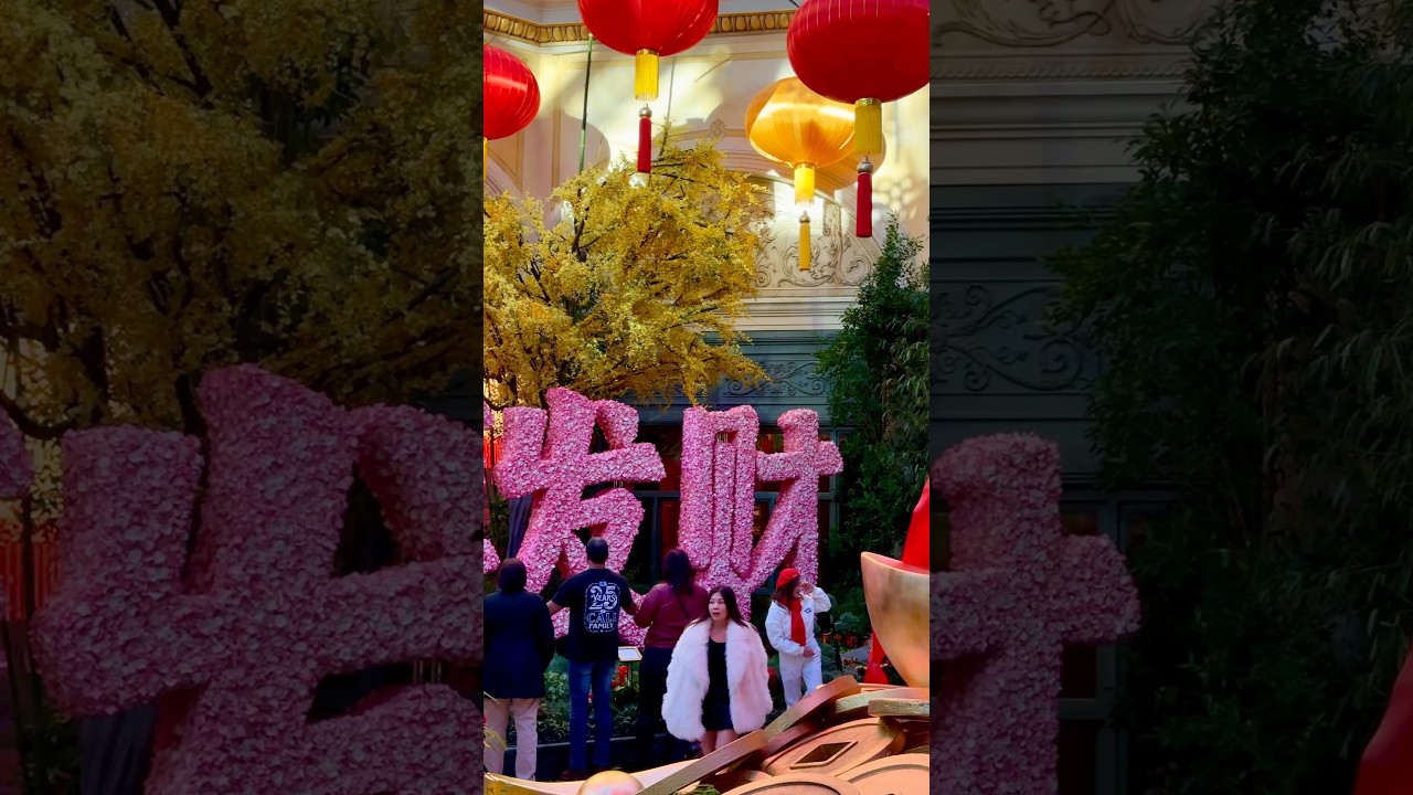 Mesmerizing decor at the Bellagio celebrating the Chinese New Year of the Fire Horse 🔥🐎 #lasvegas