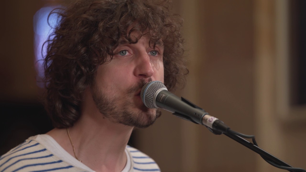 Barbagallo - Moiti&eacute; De Moi (Live on KEXP)