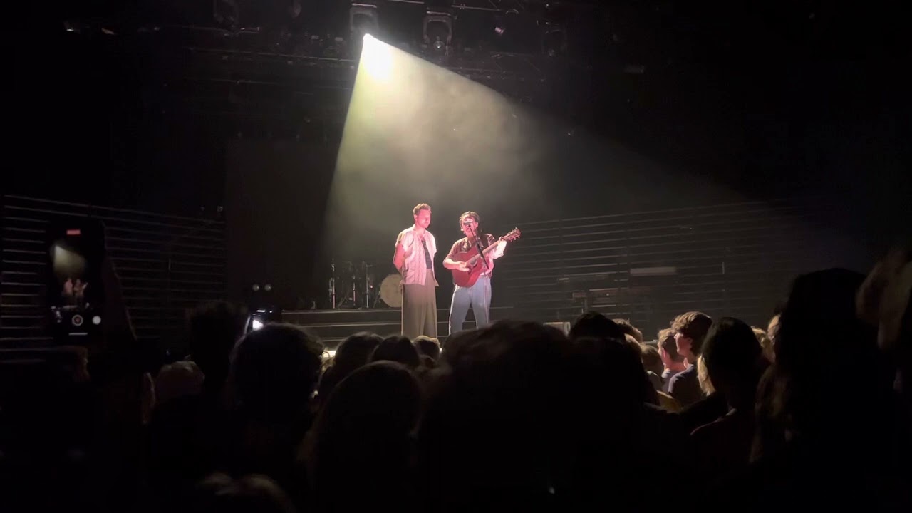 Milky Chance - Scarlet Paintings (acoustic version) Live in Tivoli Utrecht, 19 October 2022