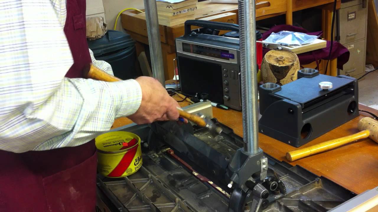 Doug Reid shows easy steps to installing Shopsmith main table posts for double tilt.