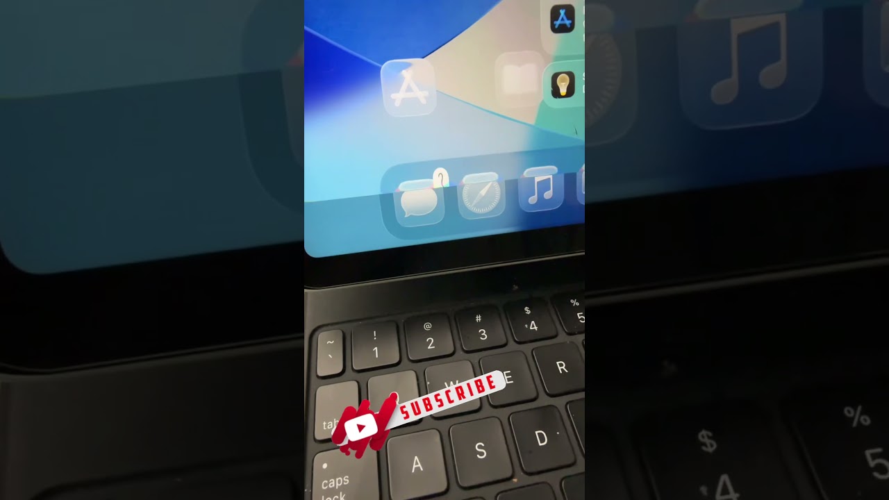 Liquid Glass is Here #apple #ipad #tech #ipados26 #techtok #liquidglass