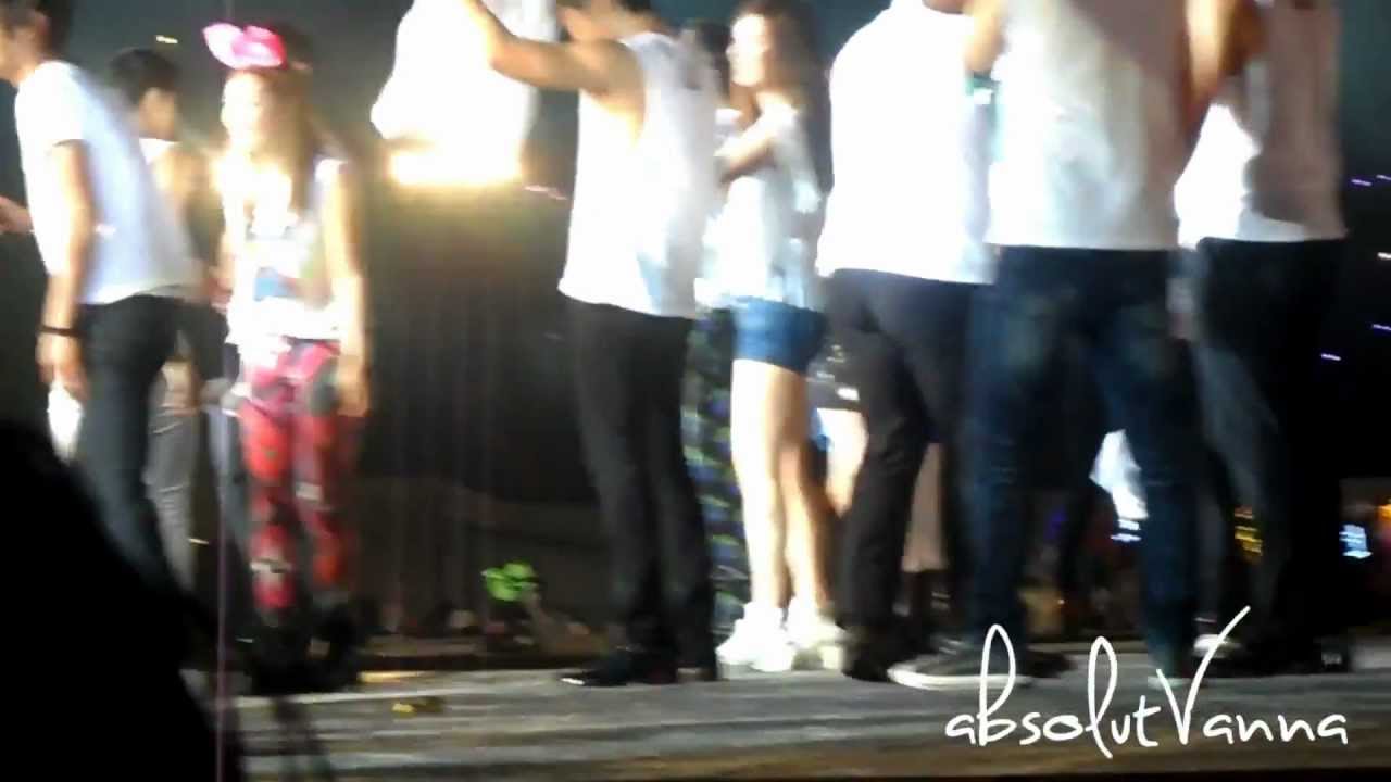 [HD/Fancam] 121123 SMTOWN in Singapore Ending Hope