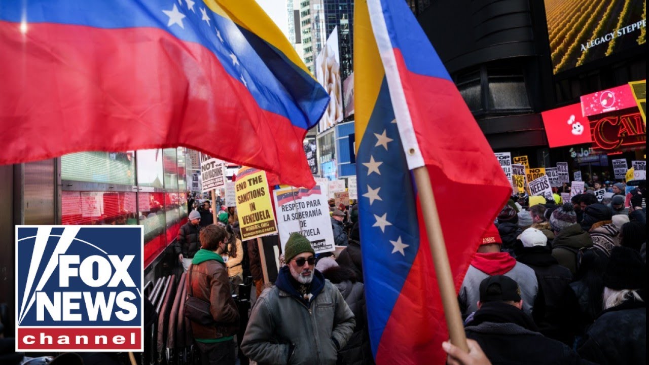 &lsquo;TALK TO US!&rsquo;: Venezuelan-American challenges protesters of Maduro&rsquo;s capture
