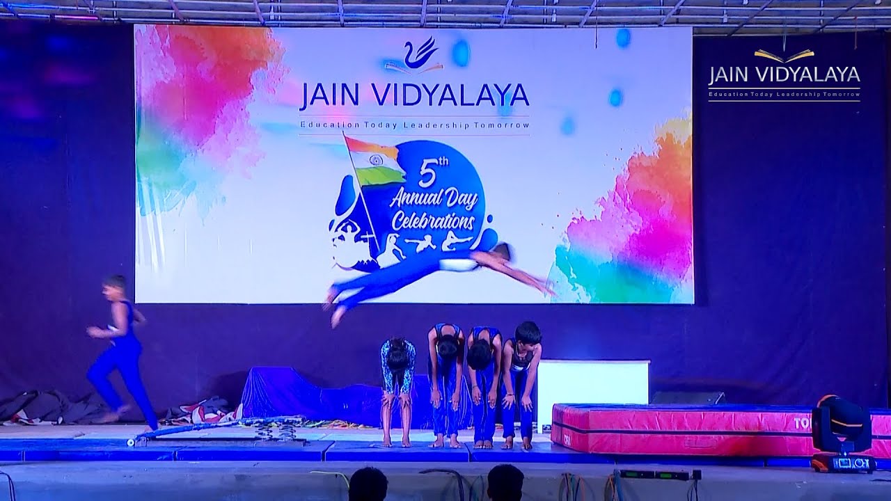 ANNUAL DAY 2019-20 - THE VAULTING GYMNASTS