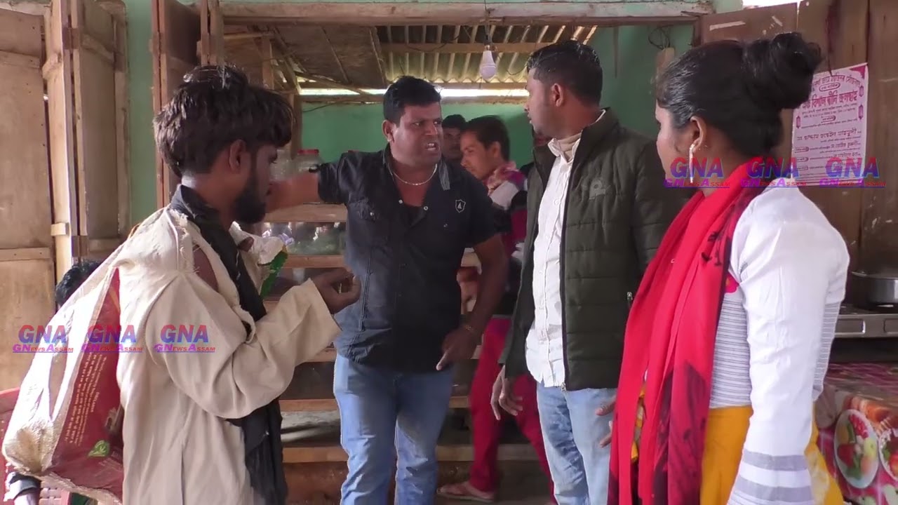 পাগলের খাবার নিয়ে কি করলো