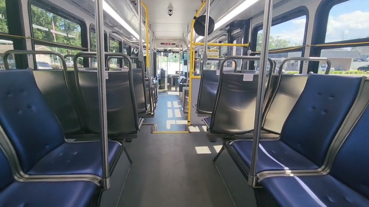 (Very nice Allison) Ride On Board CDTA 2022 Gillig Low Floor 40' #4225 on Route 18!