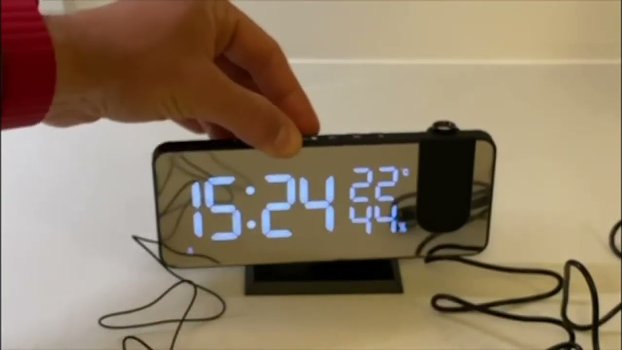Sveglia con Proiettore 180° Radiosveglia Sveglia Digitale, Qualità un pó economica