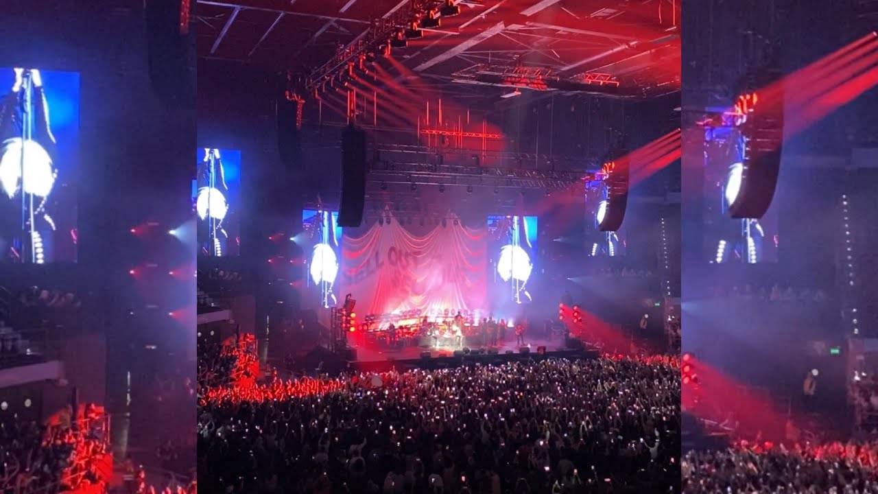 MILEY CYRUS FULL CONCERT - MARCH 21, BOGOTÁ, COLOMBIA. #MILEYLIVE #ATTENTION