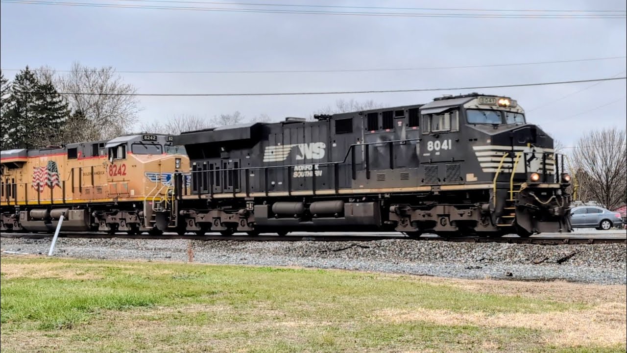 Norfolk Southern 178 EB Dayton District CP 190 Enon, Ohio 12-12-2025 