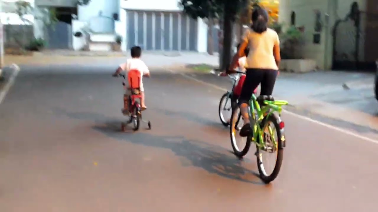 Cycling & cycling in summer vacation#Crazy kids (DN.CN)🥰