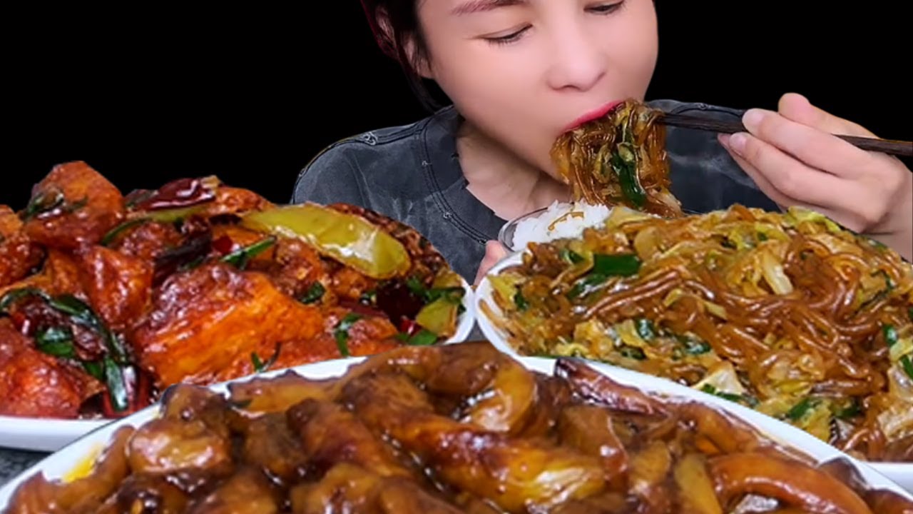 EATING CHINES FOOD | Home Cooked Meal - Mukbang rice noodle with white rice