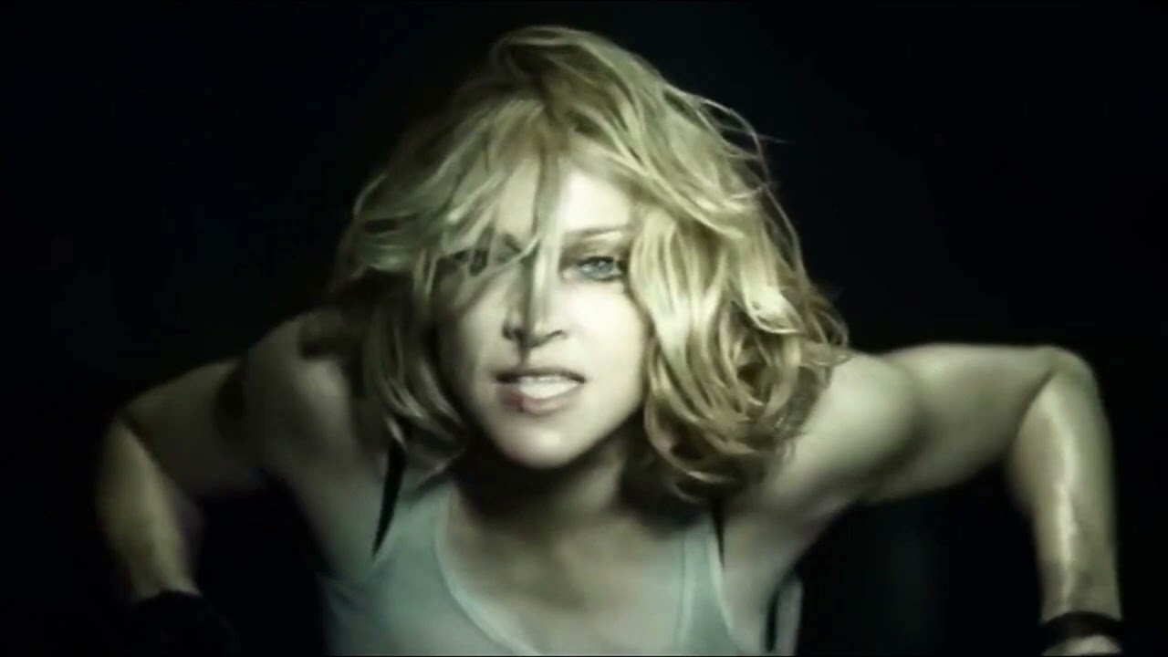 Madonna - Die another day Jovem Pan 2002