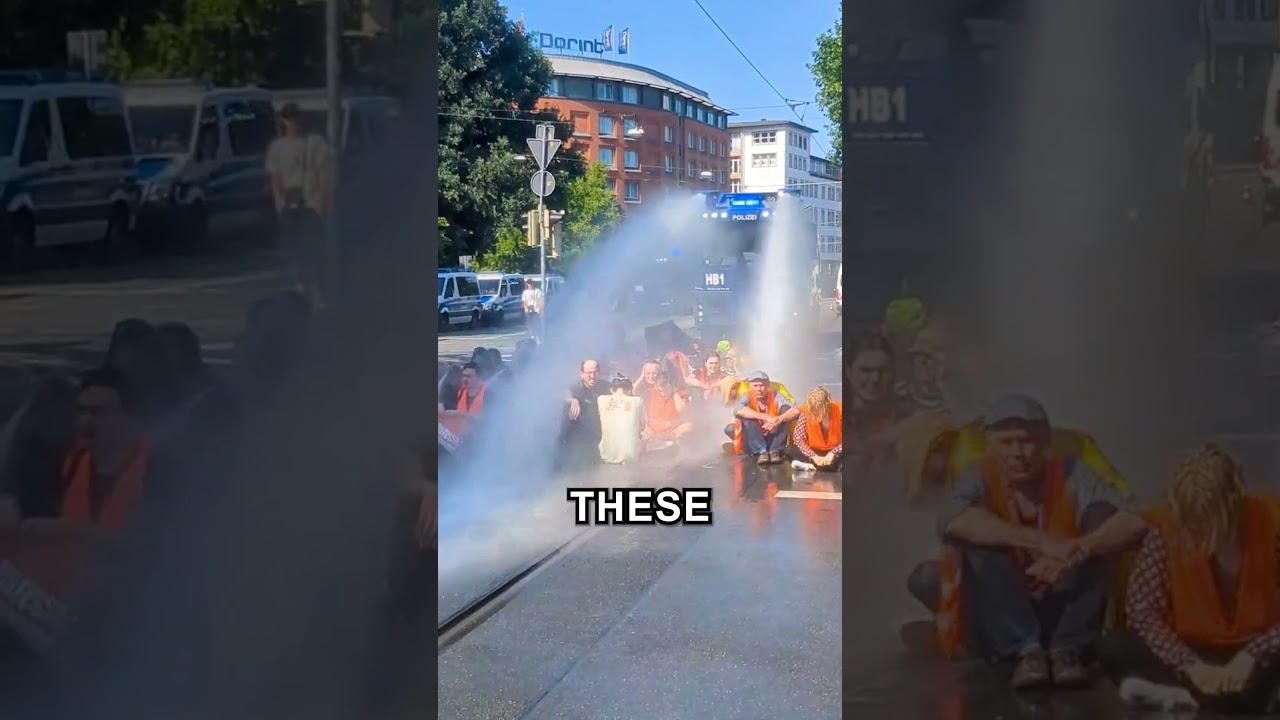 Полиция применяет водомёты против протестующих! 🤯