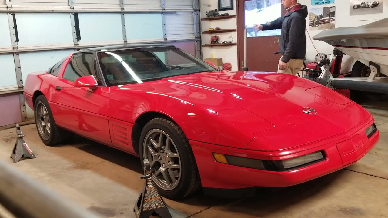 Jacking a C4 Corvette