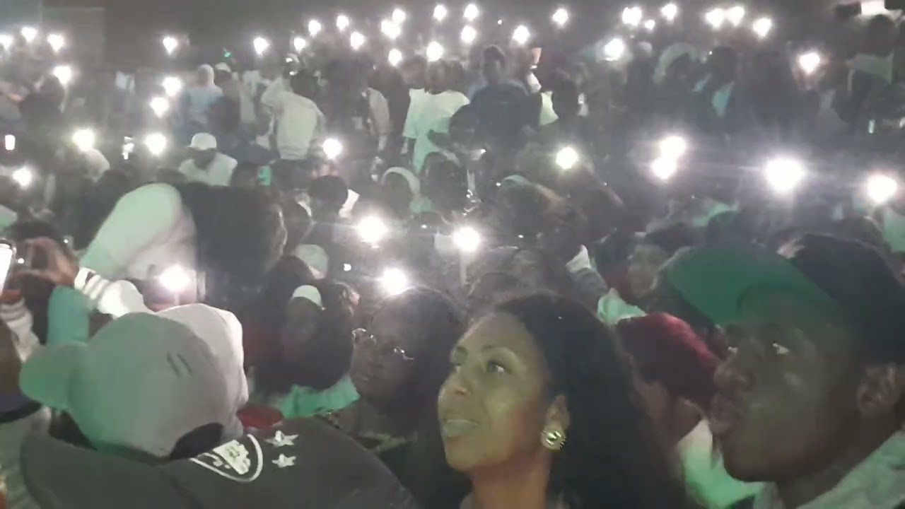 LEBA NIAMBA enflamme le Grand théâtre Doudou ndiaye Coumba rose le 7 février 2026