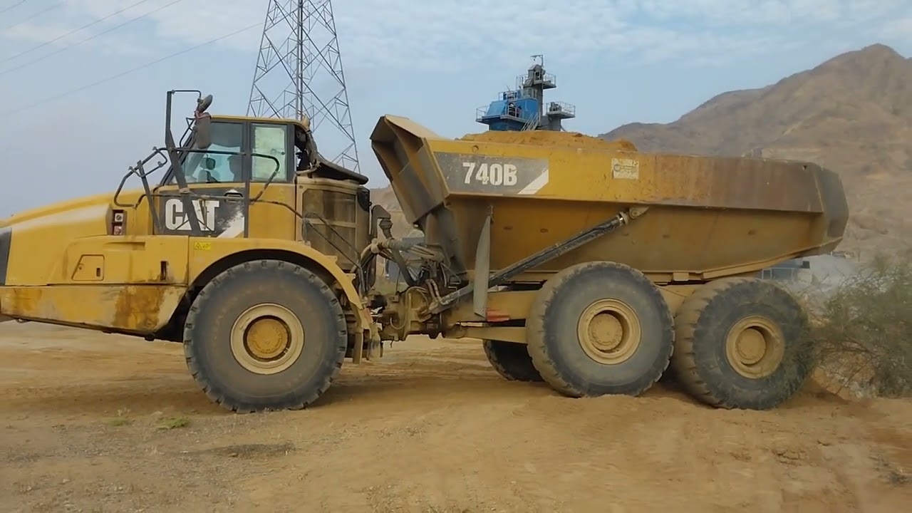 Powerful Technique CAT 740 B