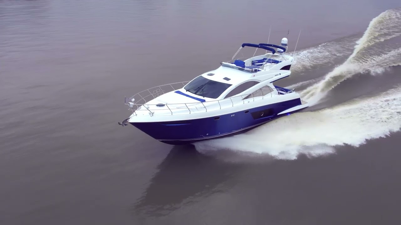 Luxury Yacht Segue 55 Drone FPV