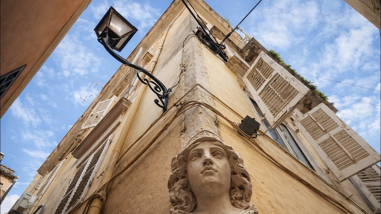 Corfu Old Town Walk 🇬🇷 Venetian Architecture  ASMR No Talking 4K Relaxing Street Sounds