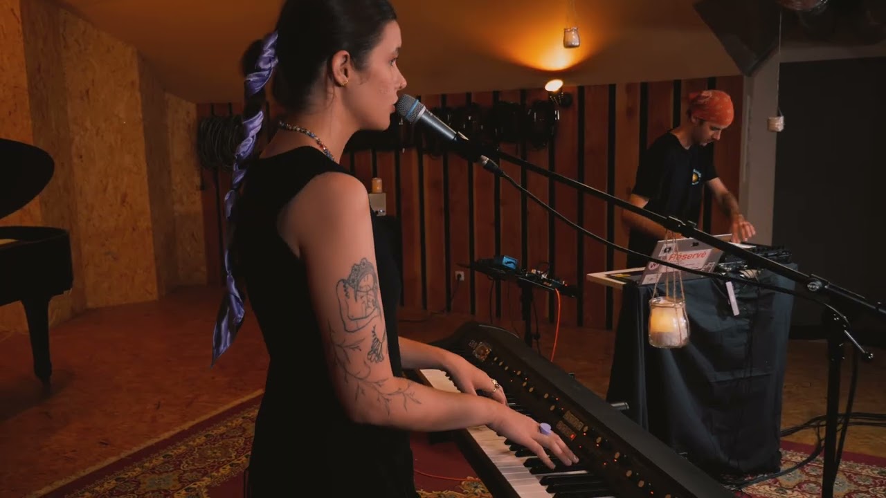 MANGOUSTINE - Il pleut (session au studio Triphon)