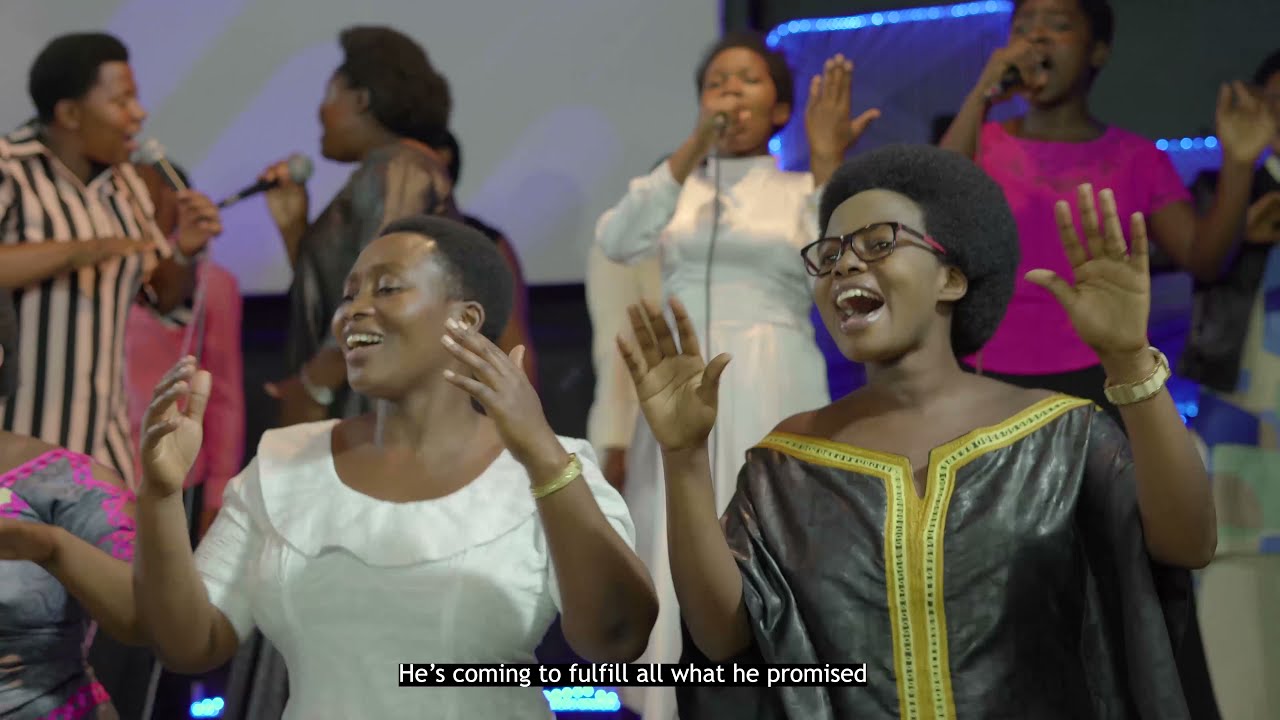 IRAKWIBUTSE by Goshen Family Choir ( Official Video Live Recording )